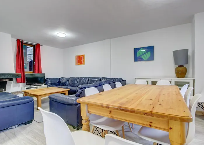 Morzine Hostel *